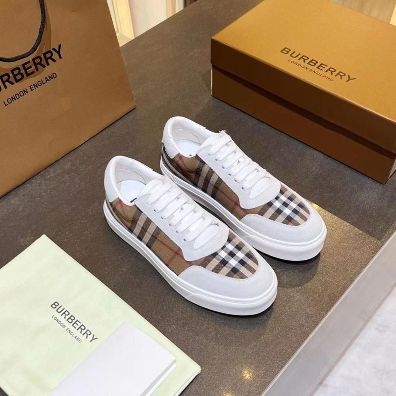 Burberry Low Shoes